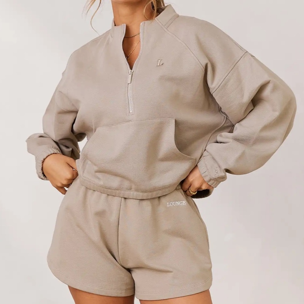 Lounge Beige Varsity Quarter Zip & Sweat short Set Size S